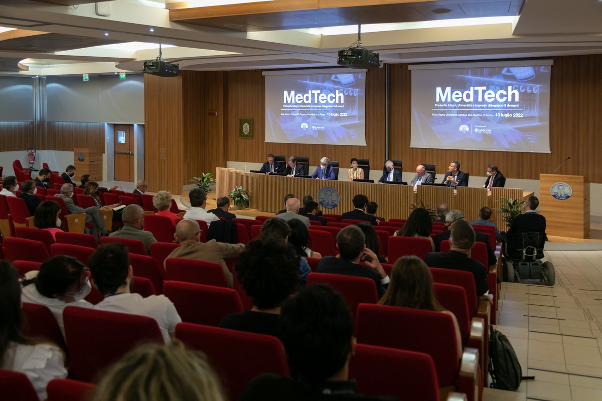 MedTech - Presente futuro, Università e imprese disegnano il domani